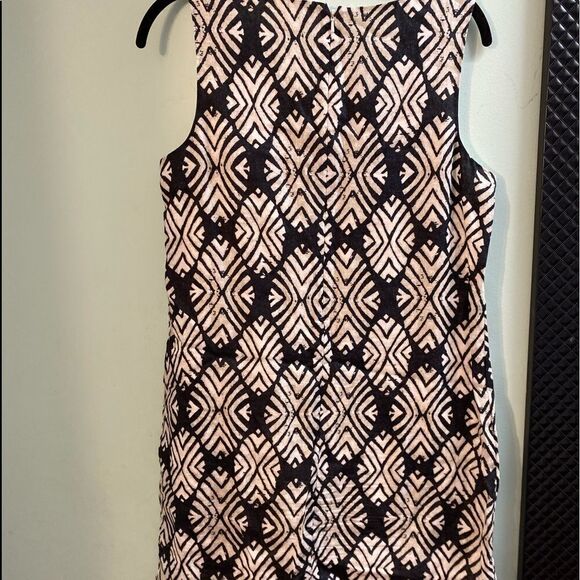 J Jill 100 % linen lined dress - Picture 3 of 4